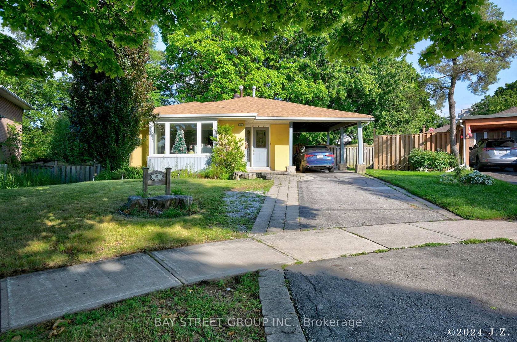 67 Grove Park Crescent, Don Valley Village, Toronto 