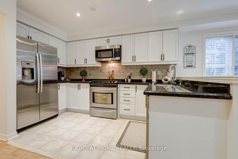 Photo 9 at 8963 Yonge Street, Langstaff, Richmond Hill