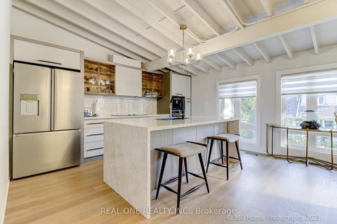 Photo 2 at 10 North Hills Terrace, Don Mills, Toronto