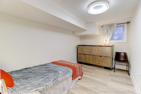 Photo 21 at 10 North Hills Terrace, Don Mills, Toronto