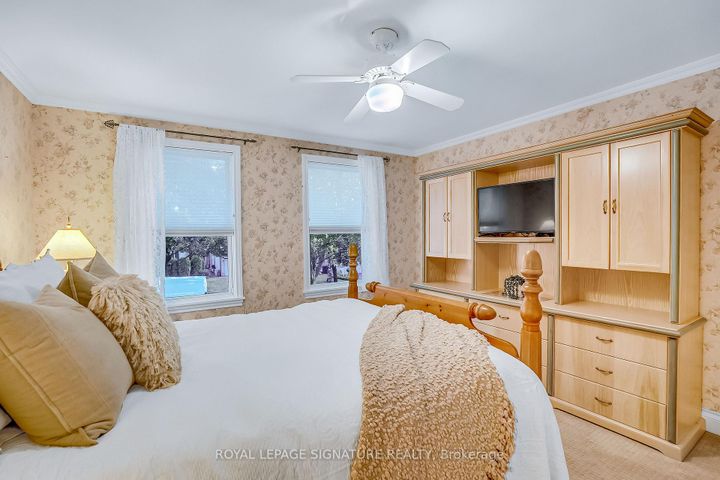 Photo 28 at 18 Mistflower Road, Hillcrest Village, Toronto
