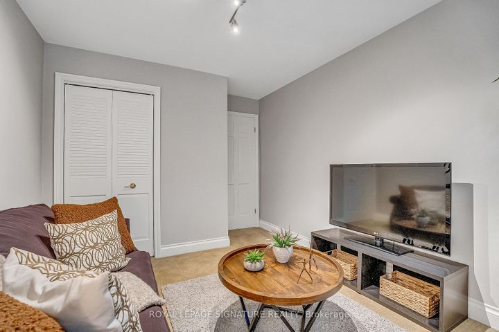 Photo 32 at 18 Mistflower Road, Hillcrest Village, Toronto