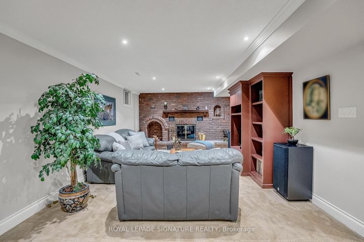 Photo 36 at 18 Mistflower Road, Hillcrest Village, Toronto