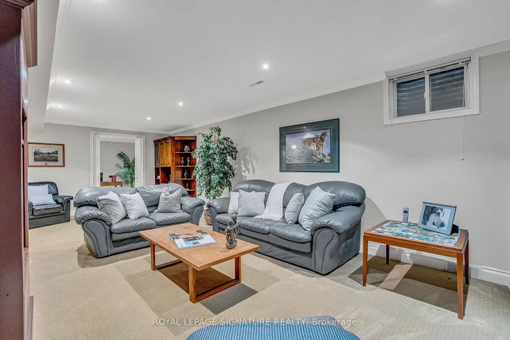 Photo 37 at 18 Mistflower Road, Hillcrest Village, Toronto