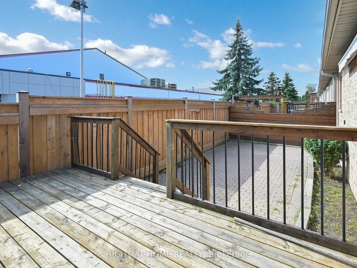 Photo 41 at 14 - 9 Amalfi Court, West Woodbridge, Vaughan