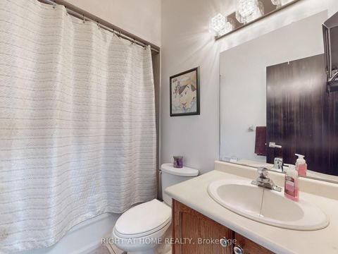 Photo 26 at 14 - 9 Amalfi Court, West Woodbridge, Vaughan