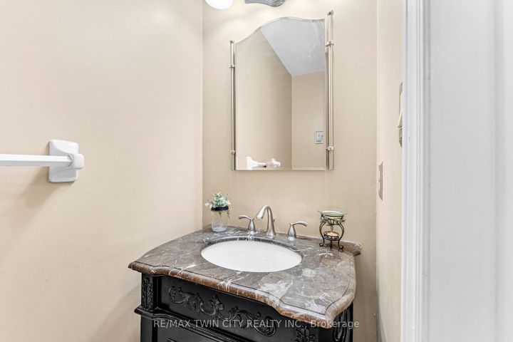 Photo 18 at 670 Peter Robertson Boulevard, Wellington, Brampton