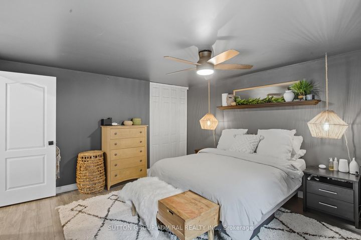 Photo 13 at 182 Talbot Crescent, Central Newmarket, Newmarket
