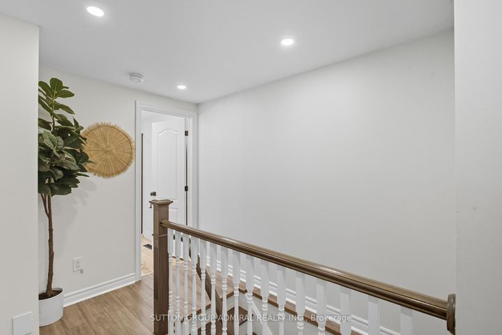 Photo 19 at 182 Talbot Crescent, Central Newmarket, Newmarket