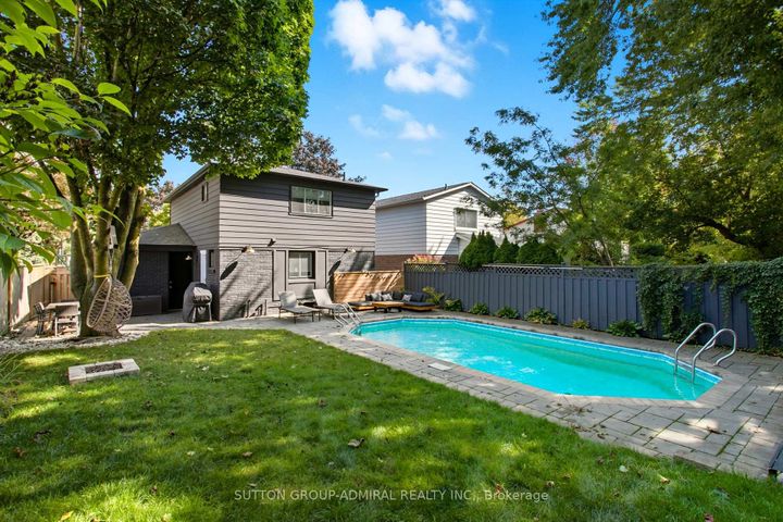 Photo 26 at 182 Talbot Crescent, Central Newmarket, Newmarket