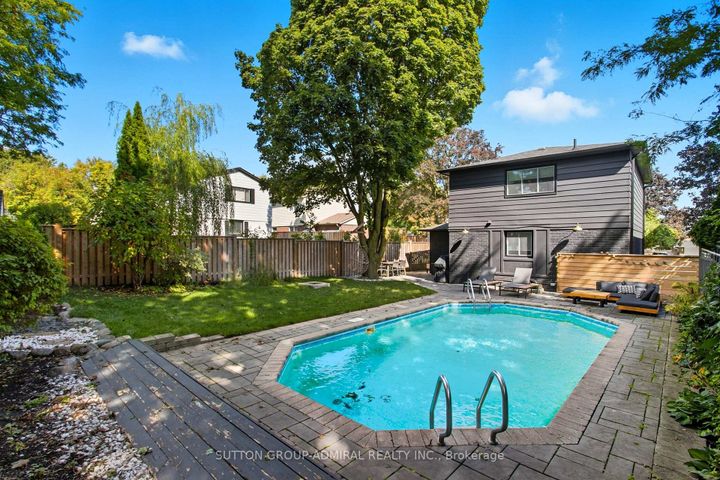 Photo 27 at 182 Talbot Crescent, Central Newmarket, Newmarket