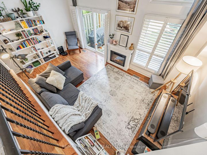 Photo 12 at 119 Wild Briar Way, Bayview Village, Toronto