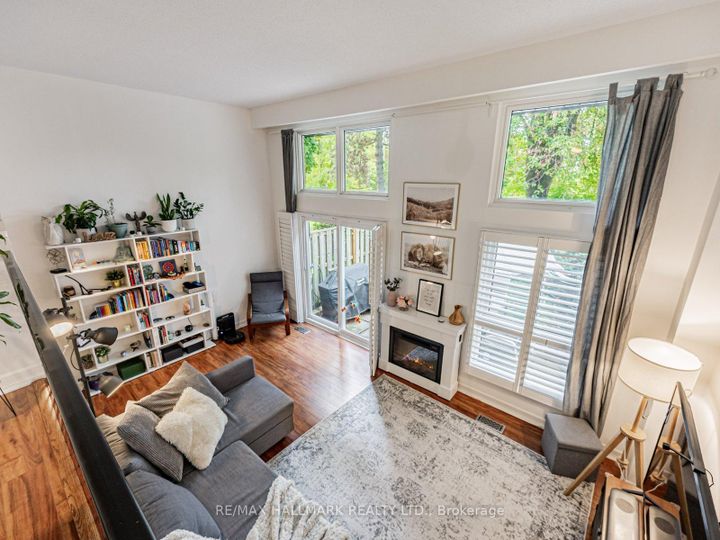 Photo 13 at 119 Wild Briar Way, Bayview Village, Toronto