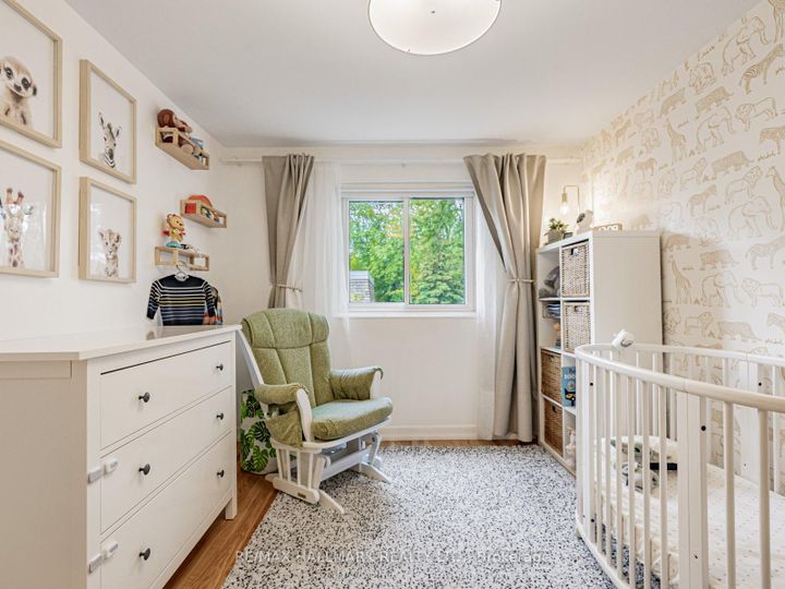 Photo 14 at 119 Wild Briar Way, Bayview Village, Toronto