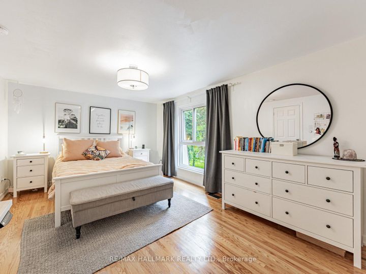 Photo 19 at 119 Wild Briar Way, Bayview Village, Toronto