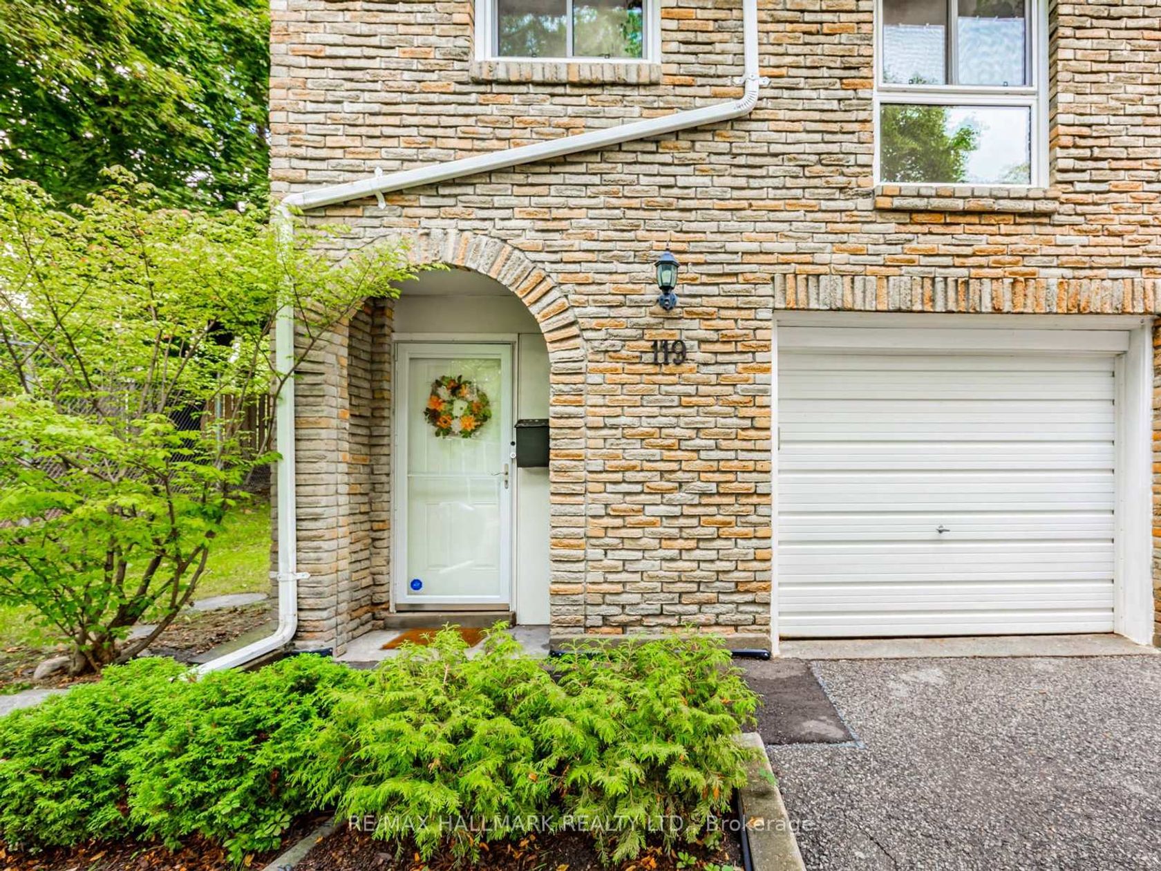 119 Wild Briar Way, Bayview Village, Toronto 2