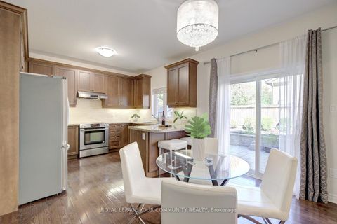 Photo 19 at 6 Halo Court, Patterson, Vaughan
