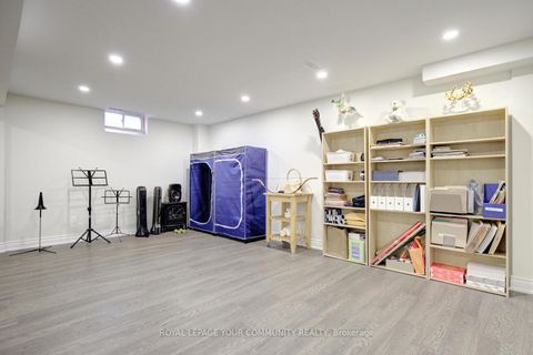 Photo 41 at 6 Halo Court, Patterson, Vaughan