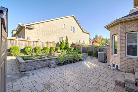 Photo 46 at 6 Halo Court, Patterson, Vaughan