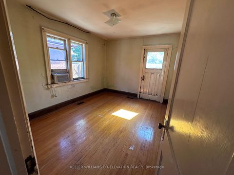 Photo 4 at 43 Belvidere Avenue, Oakwood Village, Toronto