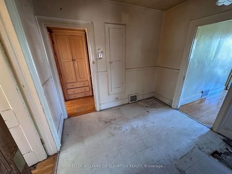 Photo 8 at 43 Belvidere Avenue, Oakwood Village, Toronto