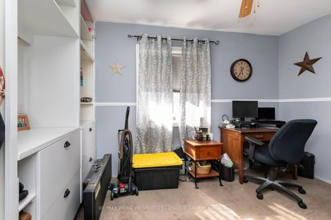 Photo 8 at 40 Jeavons Avenue, Birchmount, Toronto