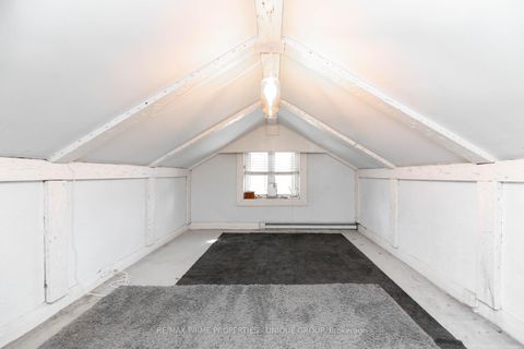 Photo 9 at 40 Jeavons Avenue, Birchmount, Toronto