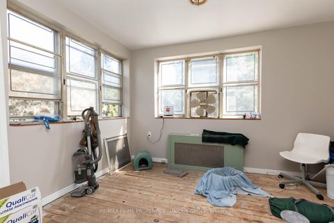 Photo 30 at 40 Jeavons Avenue, Birchmount, Toronto