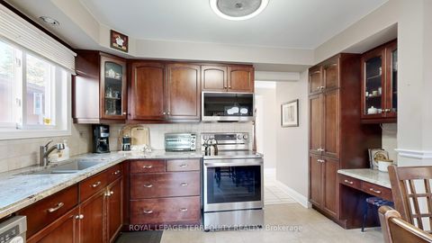 Photo 8 at 61 Jason Drive, Pringle Creek, Whitby