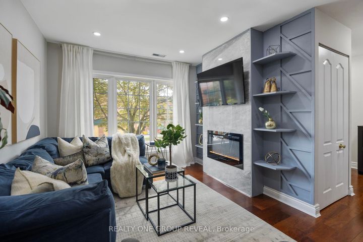 Photo 5 at 803 - 1400 The Esplanade Drive N, Town Centre, Pickering