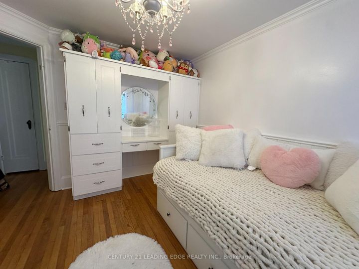 Photo 15 at 30 Cadillac Avenue N, O'Neill, Oshawa