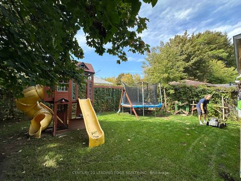 Photo 17 at 30 Cadillac Avenue N, O'Neill, Oshawa
