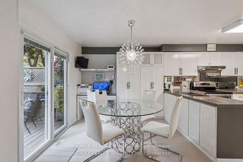 Photo 11 at 117 Glen Crescent, Uplands, Vaughan