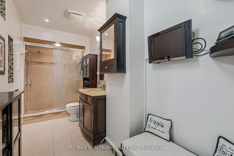 Photo 27 at 117 Glen Crescent, Uplands, Vaughan