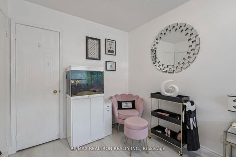 Photo 32 at 117 Glen Crescent, Uplands, Vaughan