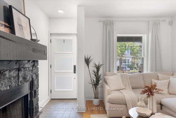 Photo 2 at 28 Pickering Street, Danforth, Toronto