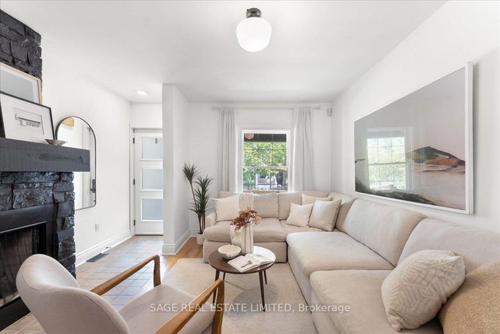Photo 4 at 28 Pickering Street, Danforth, Toronto
