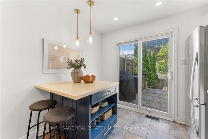 Photo 13 at 28 Pickering Street, Danforth, Toronto