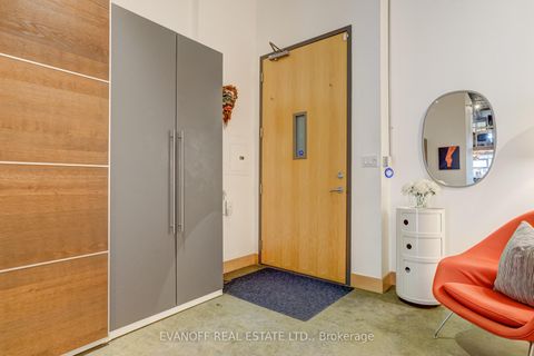 Photo 3 at 407 - 90 Sumach Street, Regent Park, Toronto