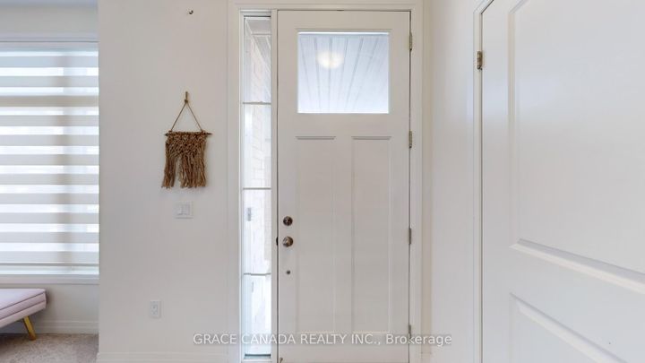 Photo 3 at 469 Provident Way, Mount Hope, Hamilton
