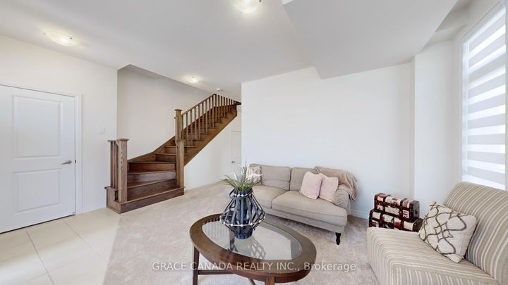 Photo 8 at 469 Provident Way, Mount Hope, Hamilton