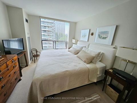 Photo 21 at 803 - 47 St Clair Avenue W, St. Clair, Toronto