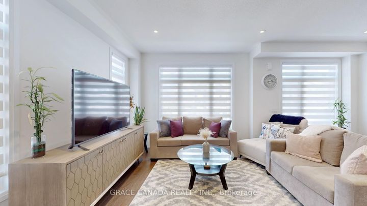 Photo 12 at 469 Provident Way, Mount Hope, Hamilton
