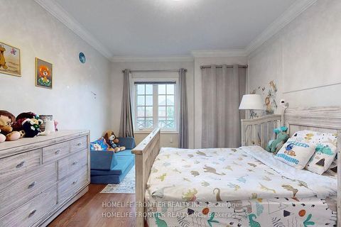 Photo 31 at 28 Rock Elm Court, Patterson, Vaughan