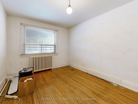 Photo 2 at 449 Christie Street, Wychwood, Toronto