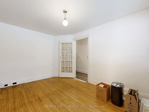 Photo 4 at 449 Christie Street, Wychwood, Toronto