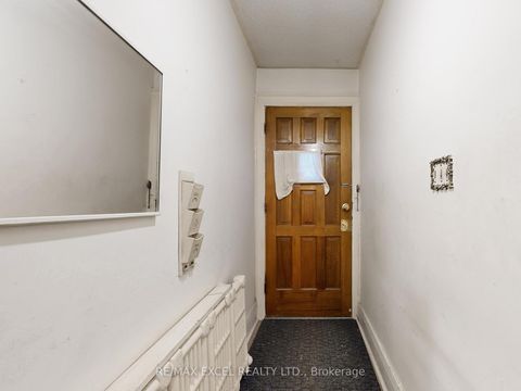 Photo 10 at 449 Christie Street, Wychwood, Toronto