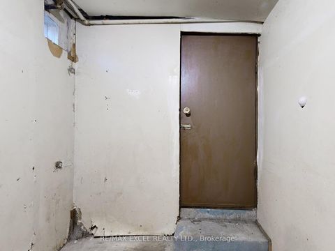 Photo 29 at 449 Christie Street, Wychwood, Toronto