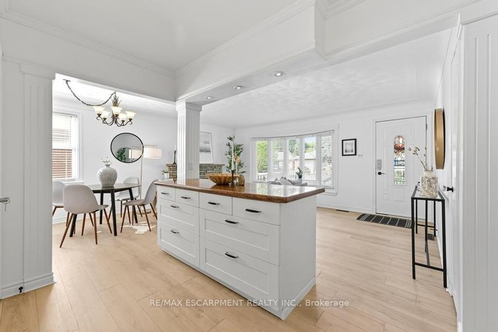 Photo 9 at 11 Beland Court, Glenview, Hamilton