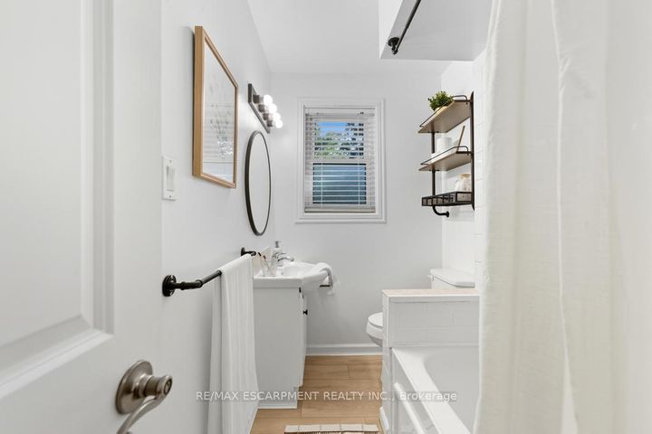 Photo 14 at 11 Beland Court, Glenview, Hamilton